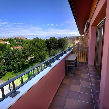 Comillas Pueblo El Capricho Kültér fotó
